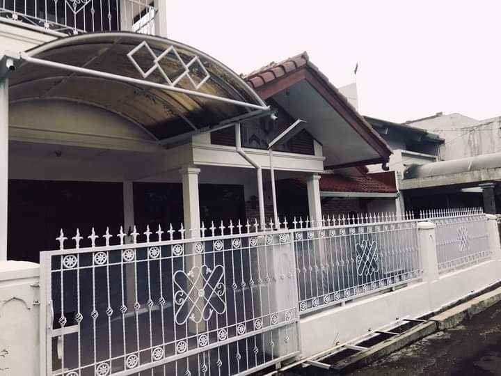 dijual rumah sukamenak