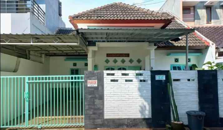 dijual rumah sumurboto