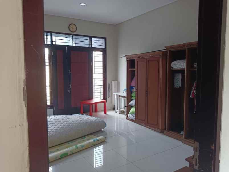 dijual rumah sunter sts