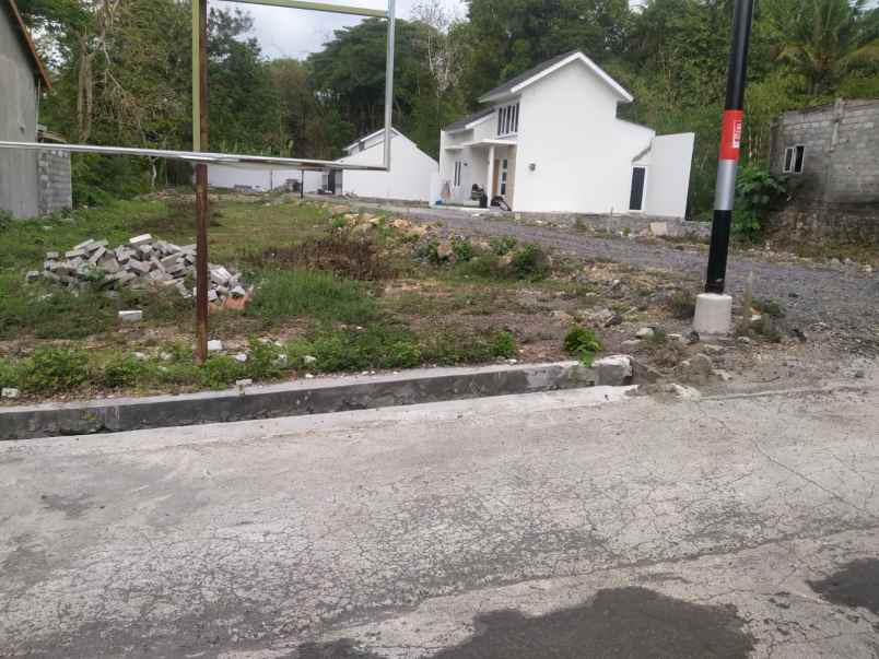 dijual rumah surobayan argomulyo sedayu