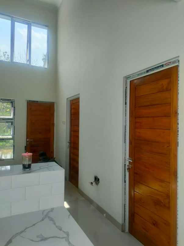 dijual rumah surobayan argomulyo sedayu