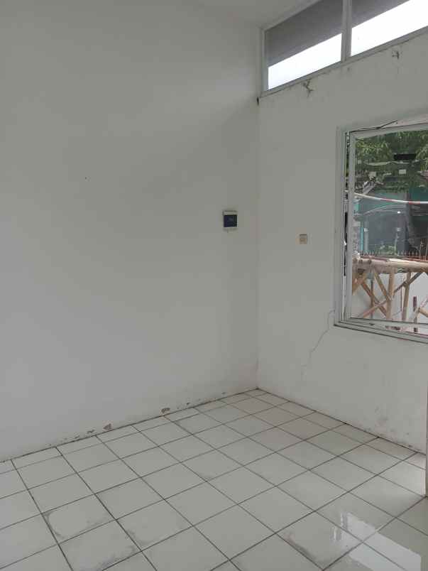 dijual rumah talaga bestari taman palem