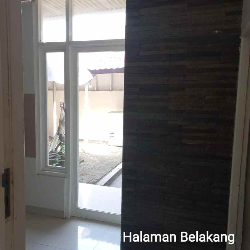 dijual rumah taman aloha