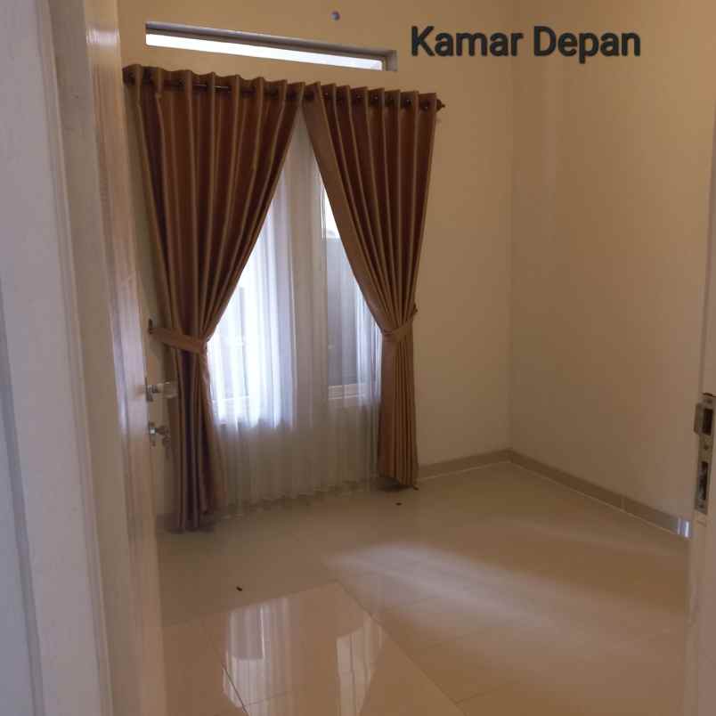 dijual rumah taman aloha