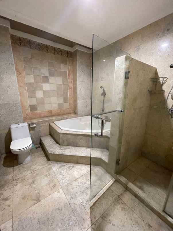 dijual rumah taman hunian satelit