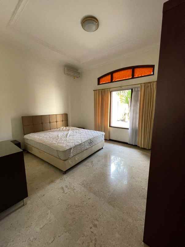 dijual rumah taman hunian satelit