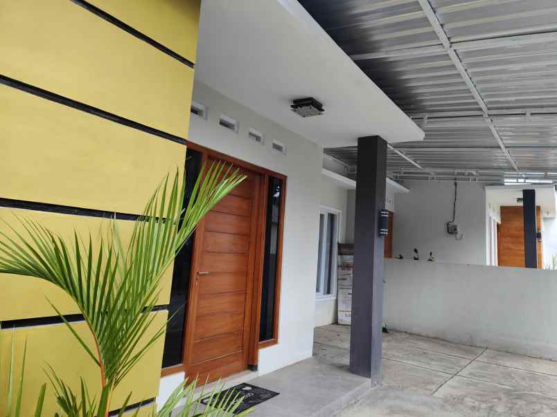 dijual rumah tamantirto kasihan bantul