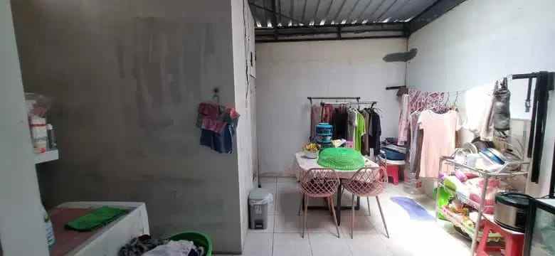 dijual rumah tambak medokan ayu