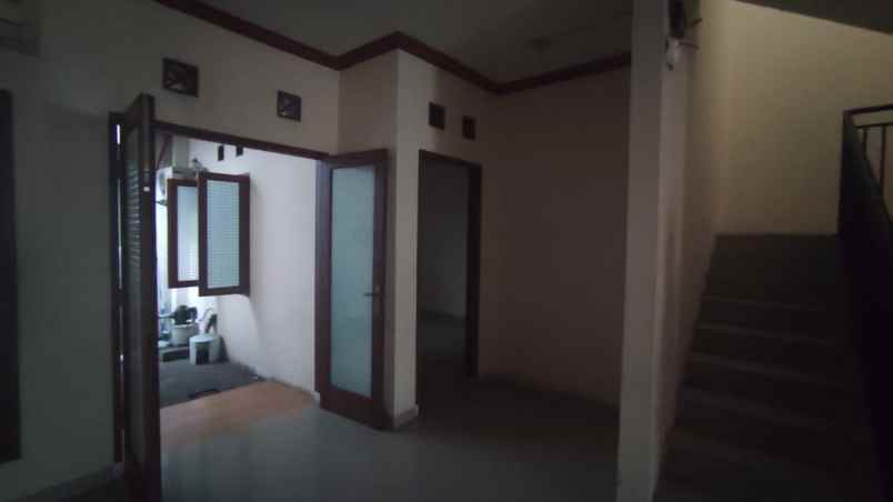 dijual rumah tanah abang jakarta pusat