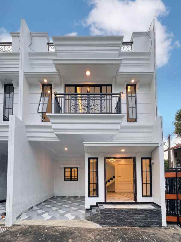 dijual rumah tanjung barat selatan