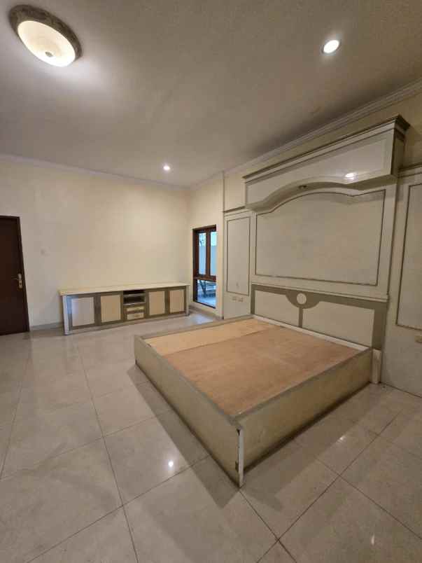 dijual rumah tebet