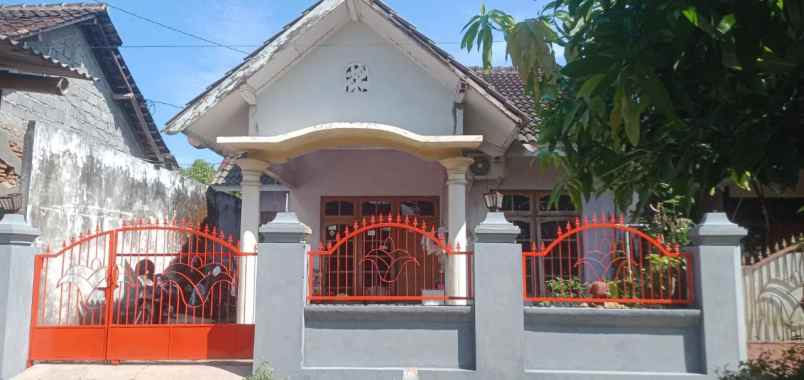 dijual rumah tegaltirto berbah sleman