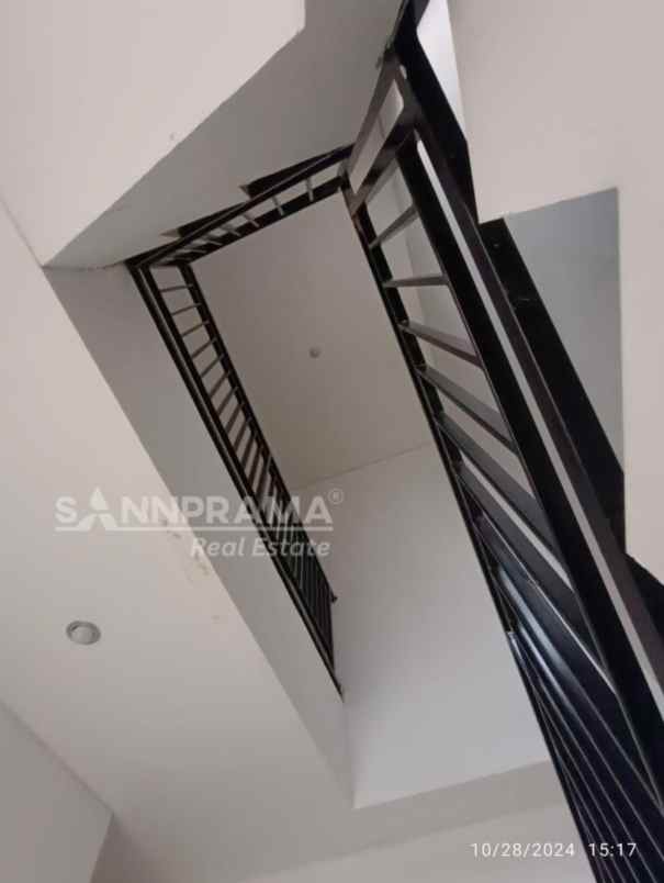 dijual rumah tirtajaya sukmajaya depok