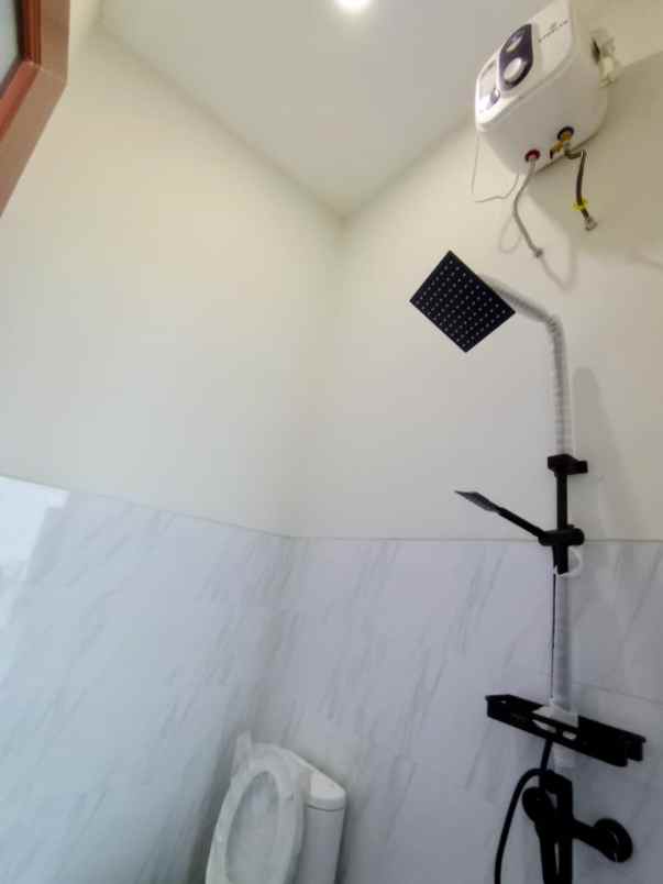 dijual rumah tonggalan