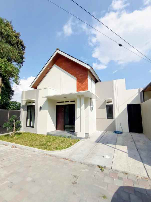 dijual rumah tonggalan