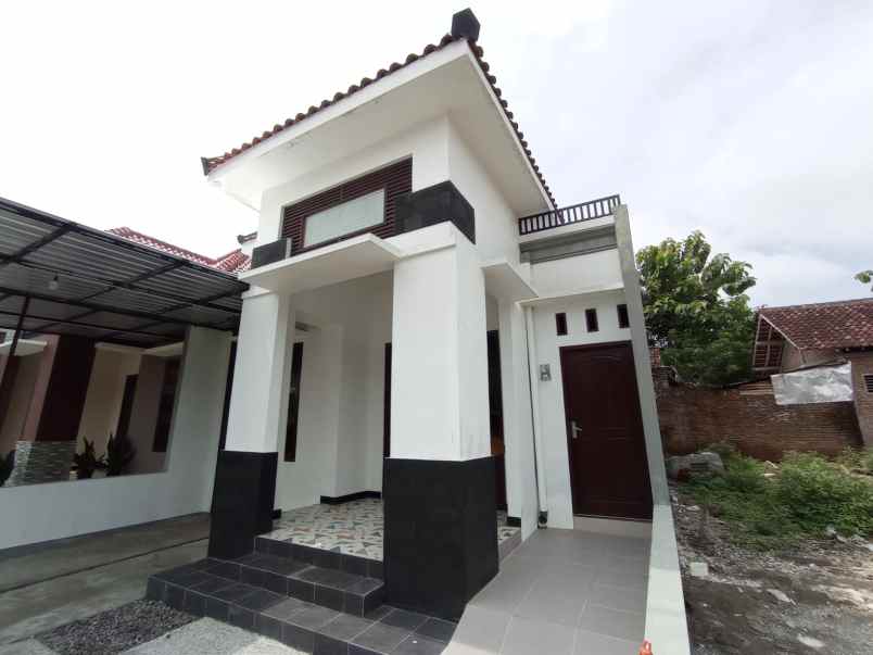 dijual rumah trunuh klaten selatan klaten