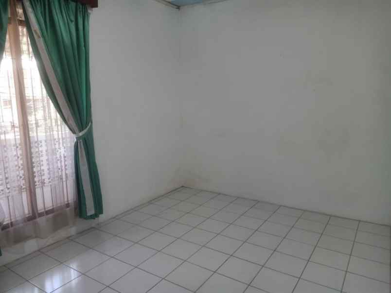 dijual rumah tubagus ismail dago bandung