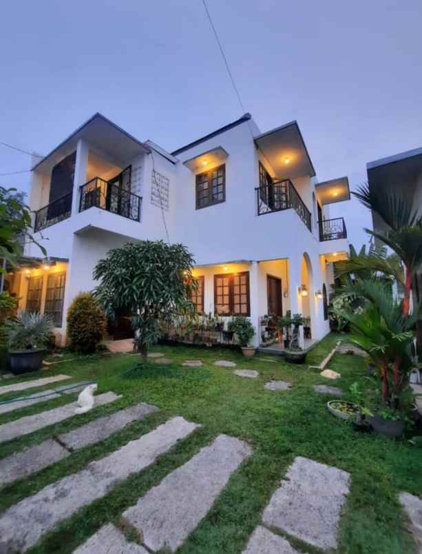 dijual rumah villa dadaprejo batu malang