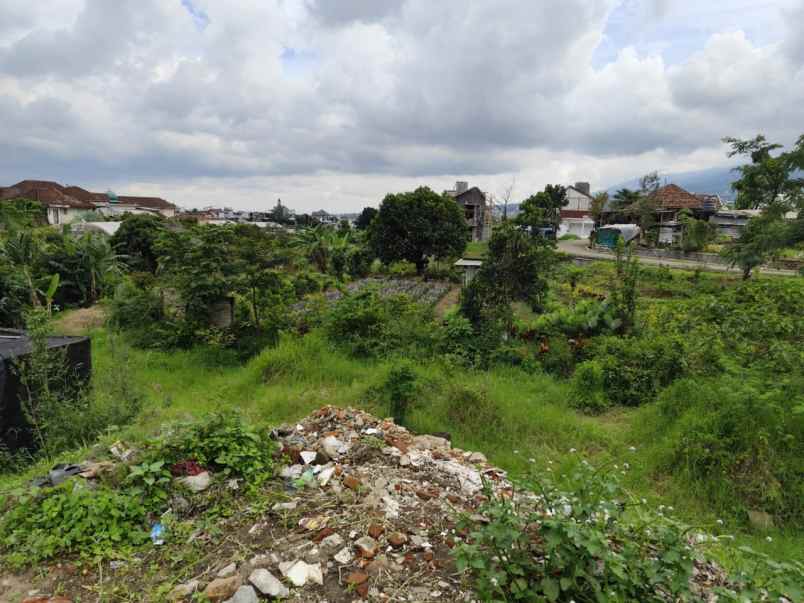 dijual tanah banaran