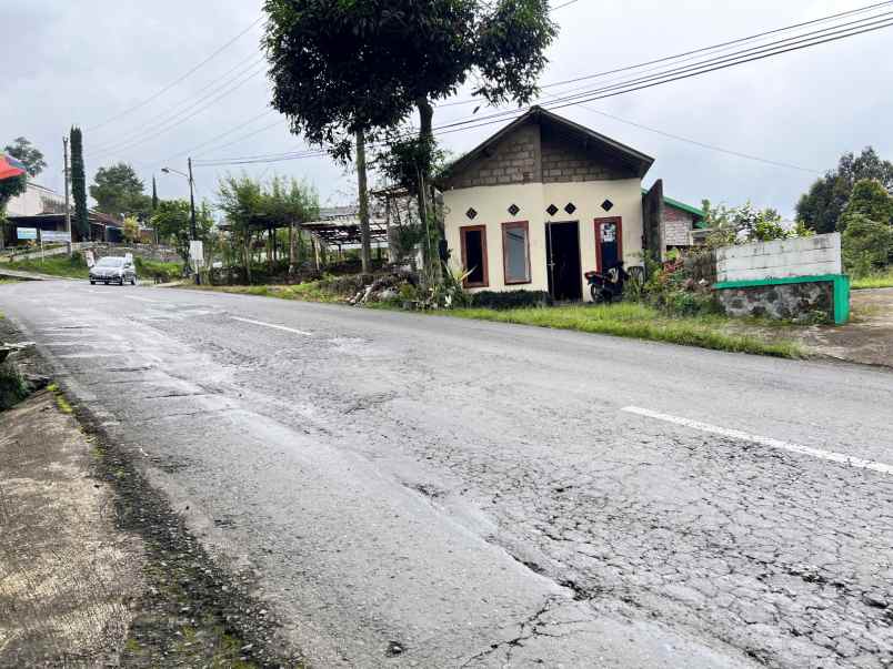 dijual tanah istiwewa dekat wisata parang ijo