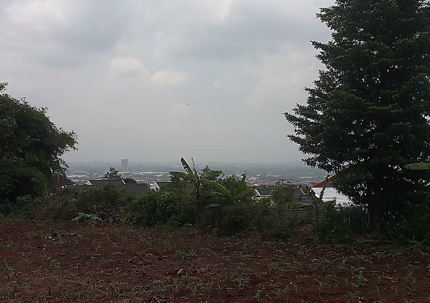 dijual tanah jalan desa cipadung cibiru