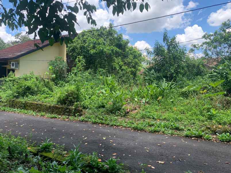 dijual tanah jalan gantelan minomartani