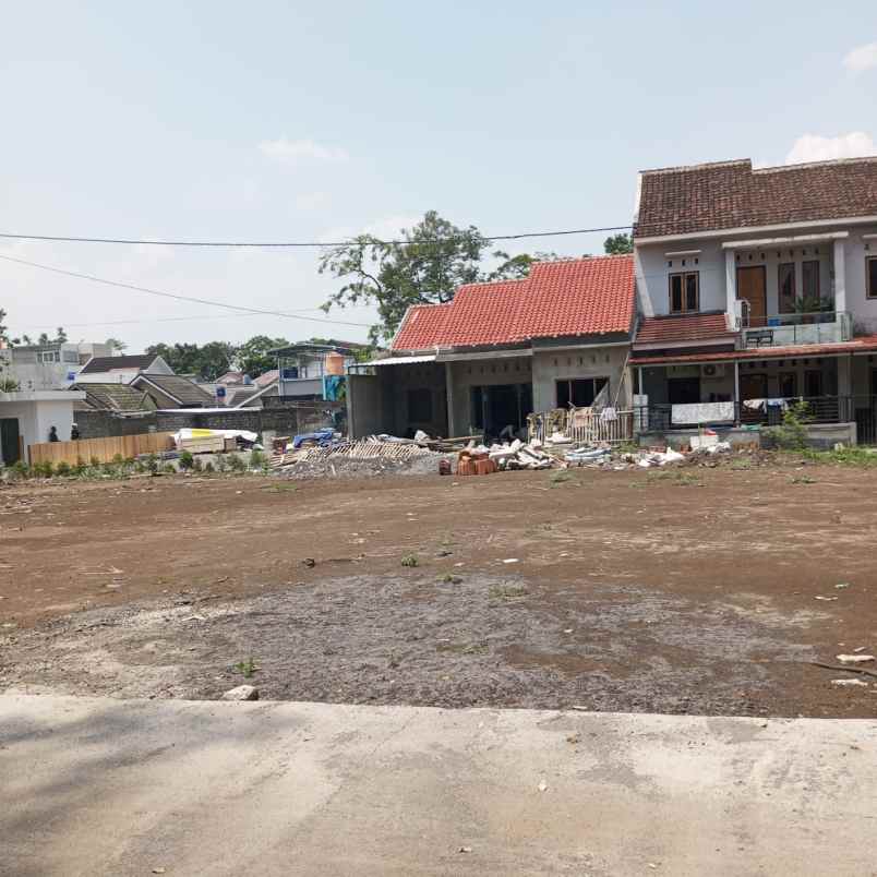 dijual tanah jalan tajem