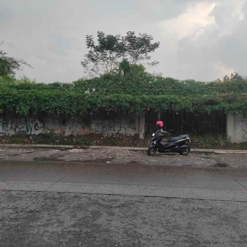 dijual tanah jl raya dayeuh kolot moch toha