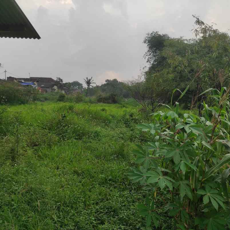 dijual tanah jl raya dayeuh kolot moch toha