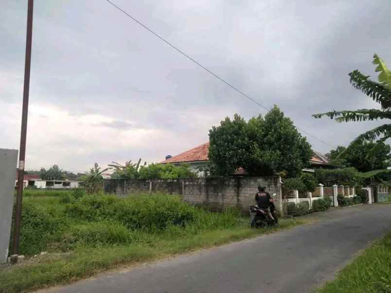 dijual tanah kalotirto