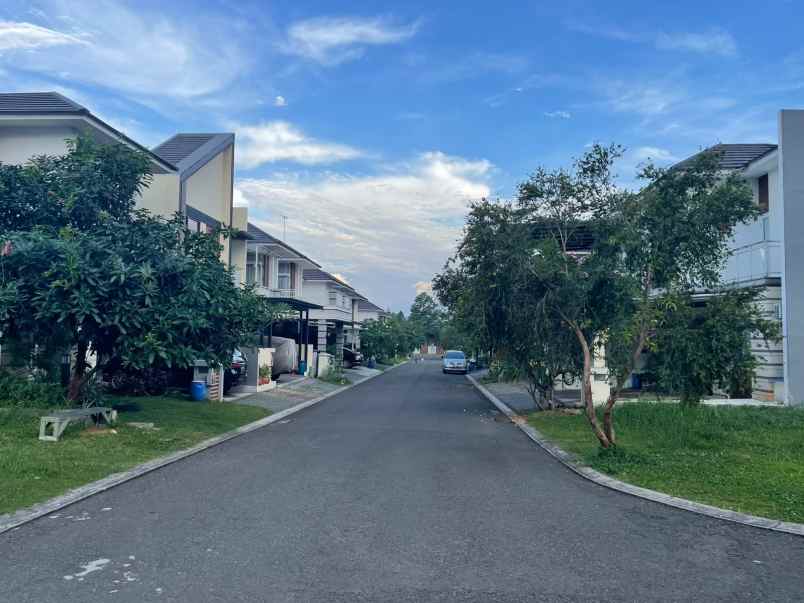 dijual tanah kavling hook kota wisata cibubur