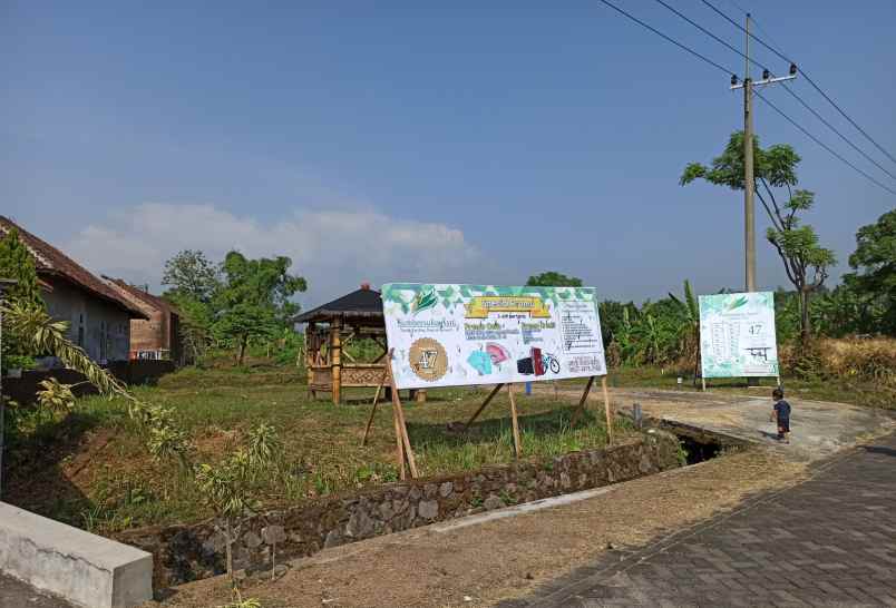 dijual tanah kemuning sumbersuko kec