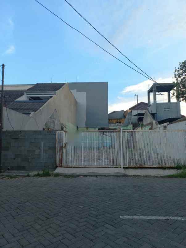 dijual tanah ketintang baru