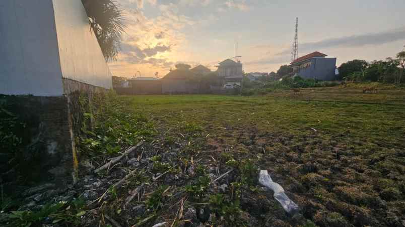 dijual tanah komersil lokasi kerobokan