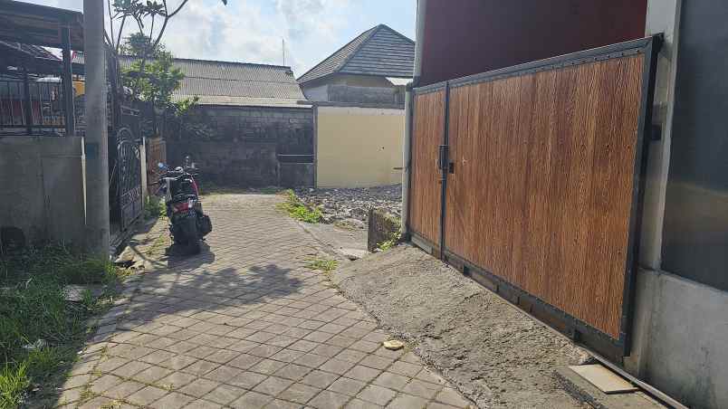 dijual tanah komersil lokasi padonan utara canggu