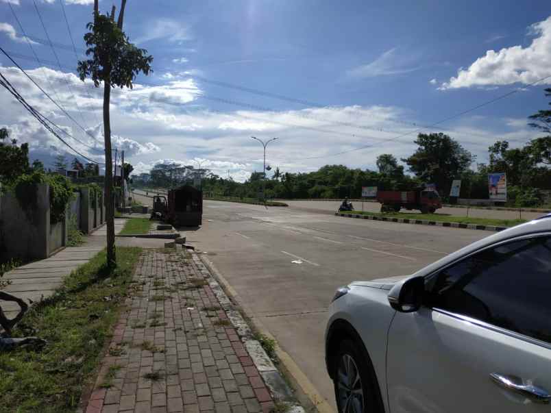 dijual tanah lokasi strategis dipinggir