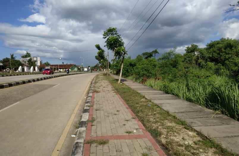 dijual tanah lokasi strategis dipinggir