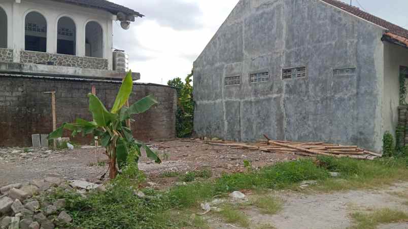 dijual tanah pelemburan sariharjo