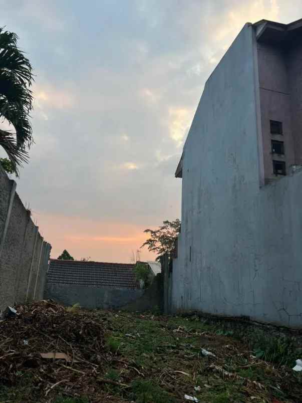 dijual tanah setraduta