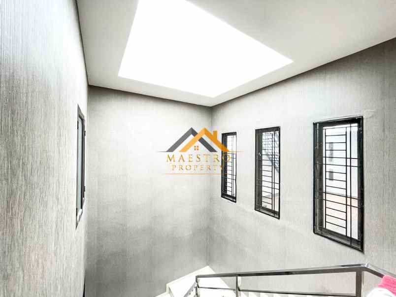 dijual villa komplek cemara asri jalan azalea 1 medan