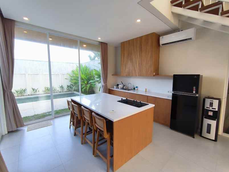 dijual villa modern minimalis lantai 2 lokasi ungasan