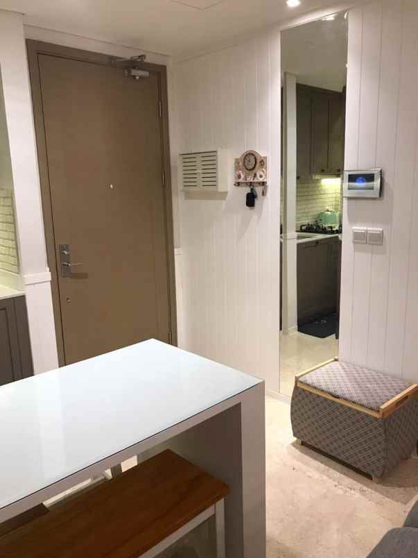 disewakan apartemen gold coast pik