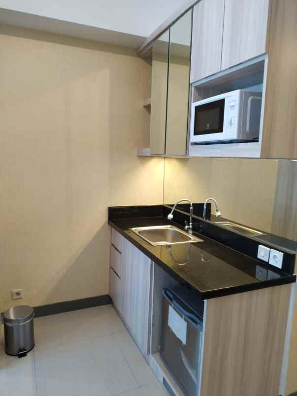 disewakan apartemen jalan pakuwon indah