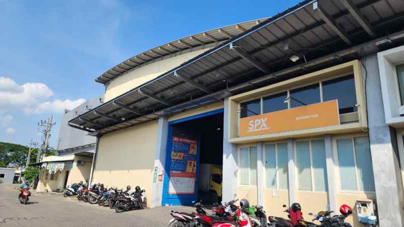 disewakan ruko gudang kantor jalan raya pakal