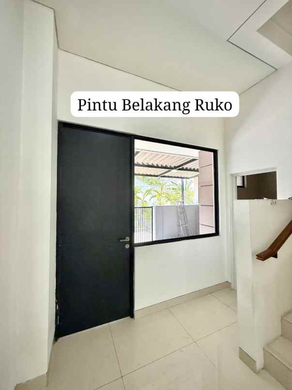 disewakan ruko gudang kantor the avenue merr