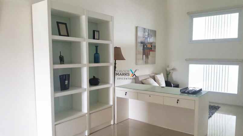 disewakan rumah di sukolilo dian regency 2 furnished