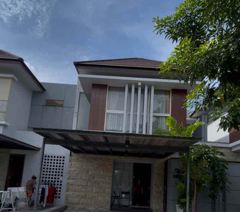 disewakan rumah graha natura e 70