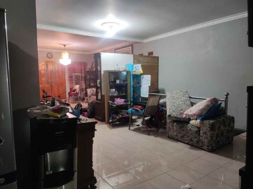 disewakan rumah jalan ciseah no 173 rt 06