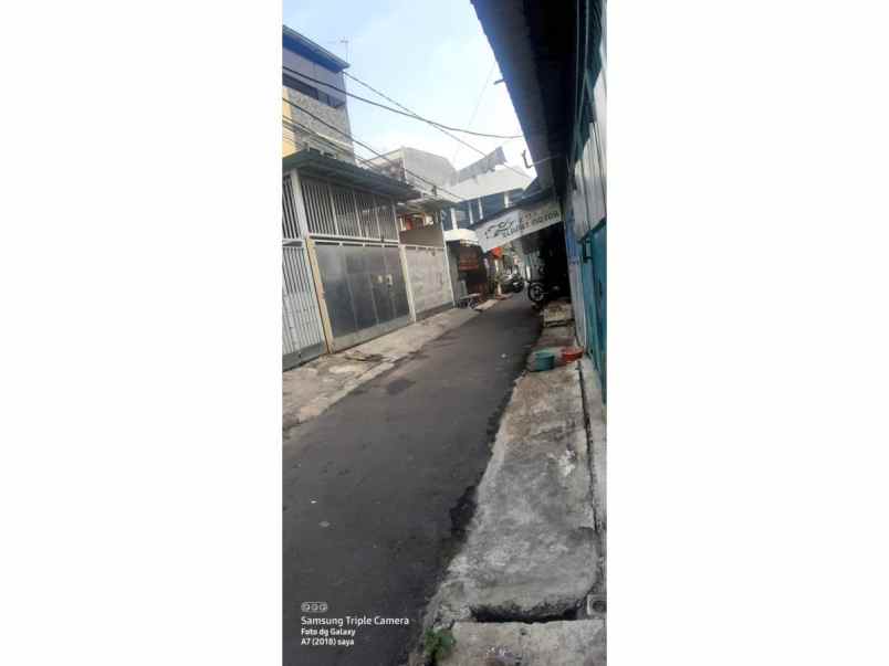 disewakan rumah jl jelambar jaya vi gg 1