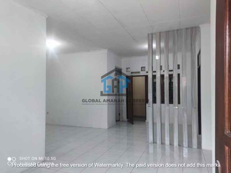 disewakan rumah jl pesantren